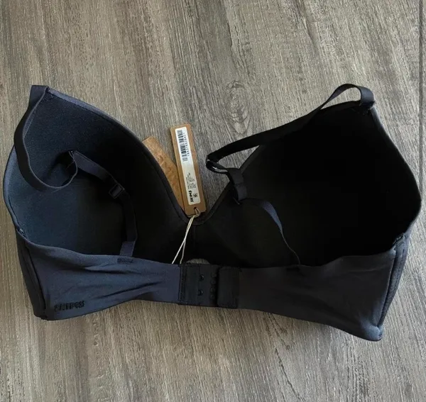 SKIMS Wireless Bra 34D - Image 3