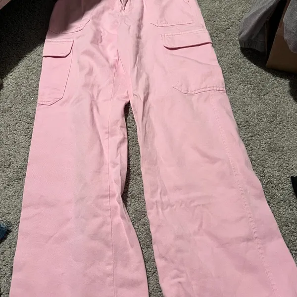 Zara bubblegum pink cargo jeans‎ 6 - Image 4