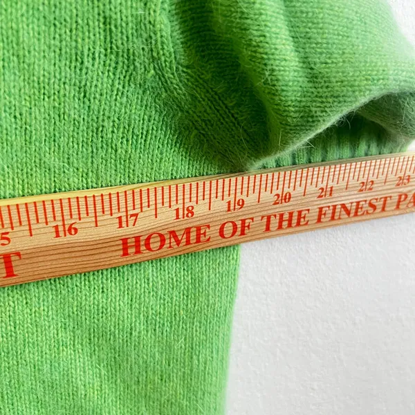 Vintage‎ Angora Wool Top Women's Medium Lime Green Made In Italy Luxury - Image 8