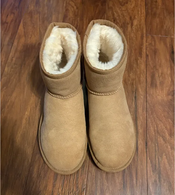 UGG Boots - Image 3