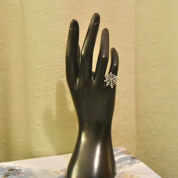 Witches Spiderweb Ring Silver - Image 5