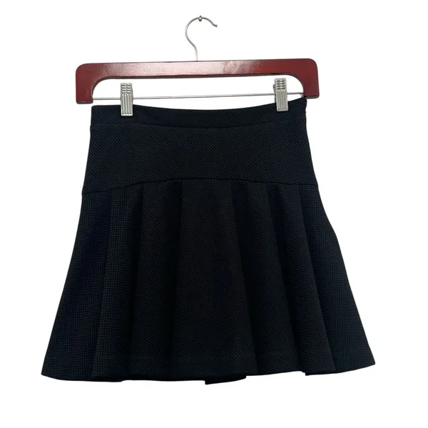 BCBGeneration Pleated School Girl Mini Skirt High Waisted Black Women's Size 0 - Image 5