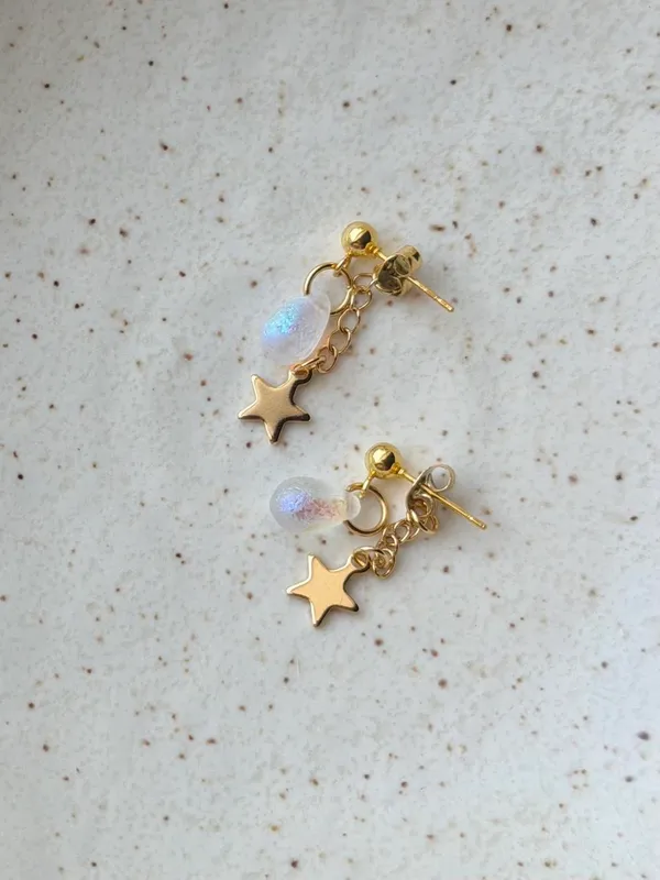 Handmade mini teardrop Czech glass beads & stars earrings🌟 - Image 4