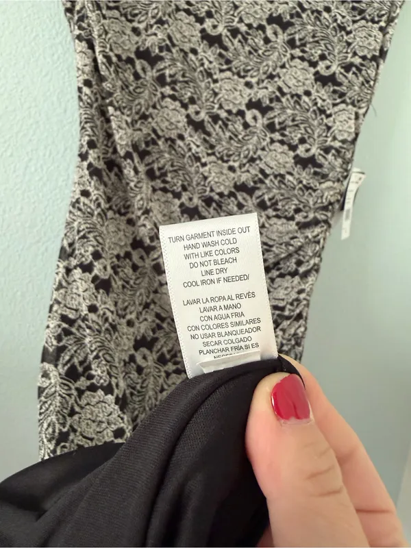 Black and white Floral Lace-Print Maxi Dress - Women - Image 8