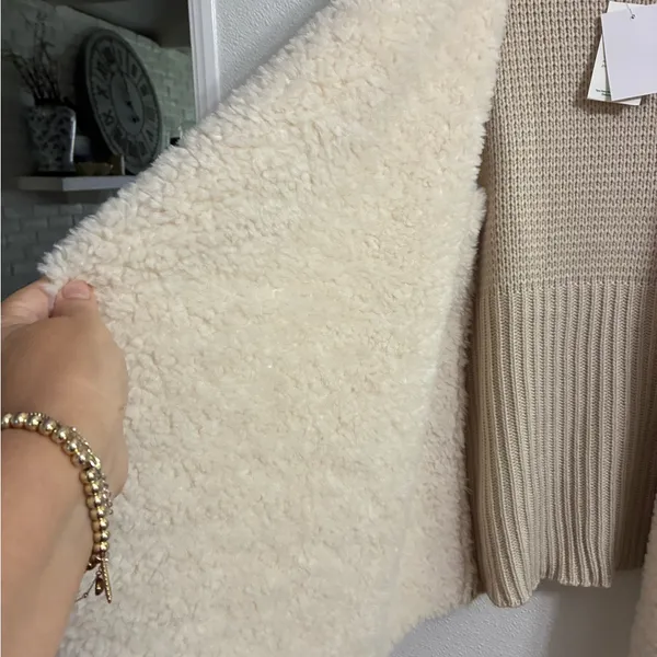 Gaby & Eden Cream Knit Sweater/jacket NWT size S - Image 4