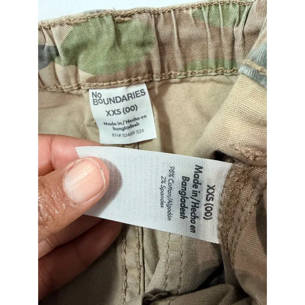 No Boundaries Women's XXS 00 Camo Cargo Wide Leg High Rise Pants NWT - Image 5
