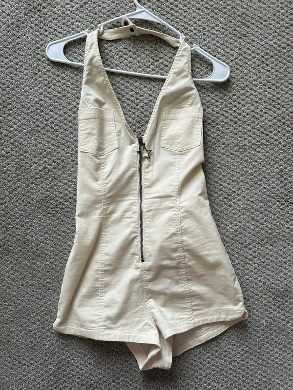 Urban Outfitters Romper - Image 3