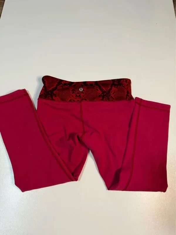 Lululemon capri women size 6 - Image 4