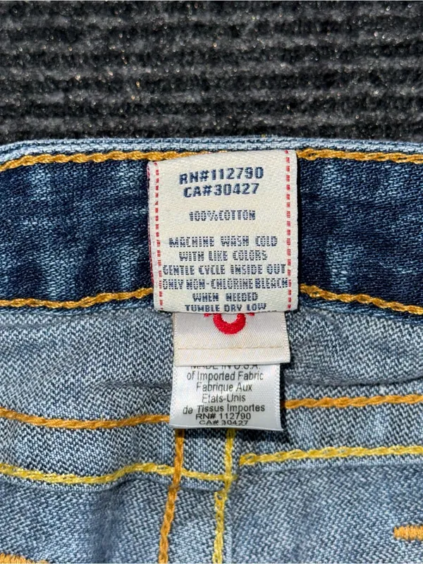 Vintage True Religion Low Rise Bootcut Jeans Sz 28 x 31.5 Raw Hem USA Made Y2K - Image 9