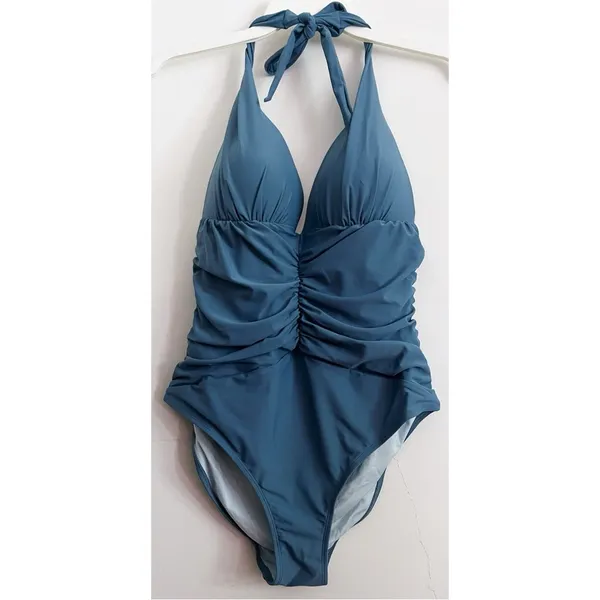 Cupshe • Super Bloom Retro Plunging Halterneck One-Piece - Image 2