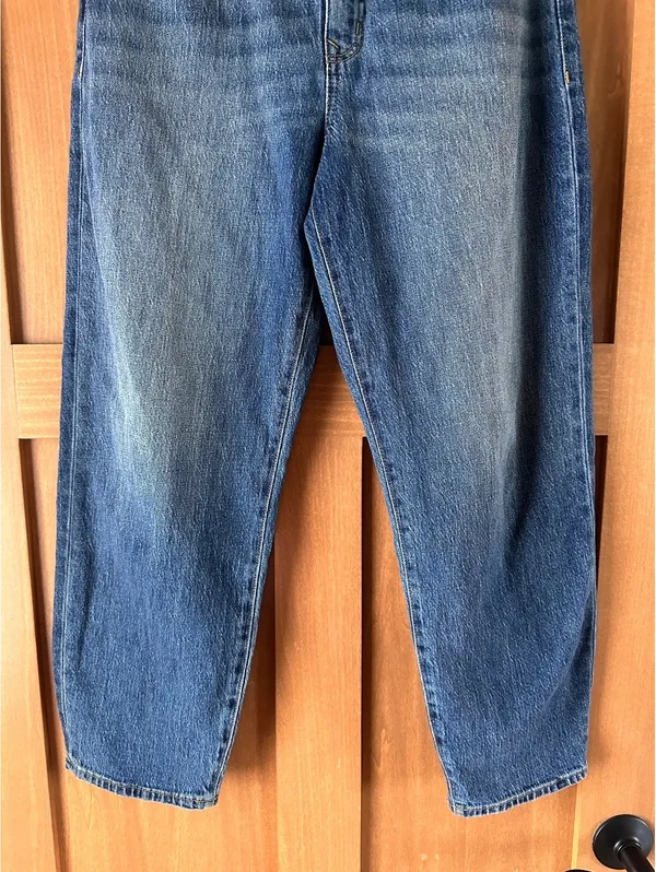 Evereve Ever Vintage Barrel Jeans Bowed Leg High Rise Dark Blue Women’s size 28 - Image 3