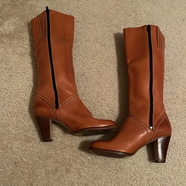 Genuine leather vintage knee-high boots size 8 - Image 3