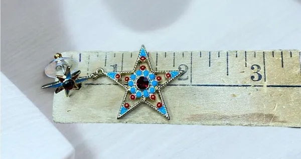NEW Mismatched Moon & Star Dangle Stud Earrings Gold - Image 3