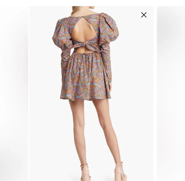 for love and lemons brittany puff sleeve floral dress - Image 2
