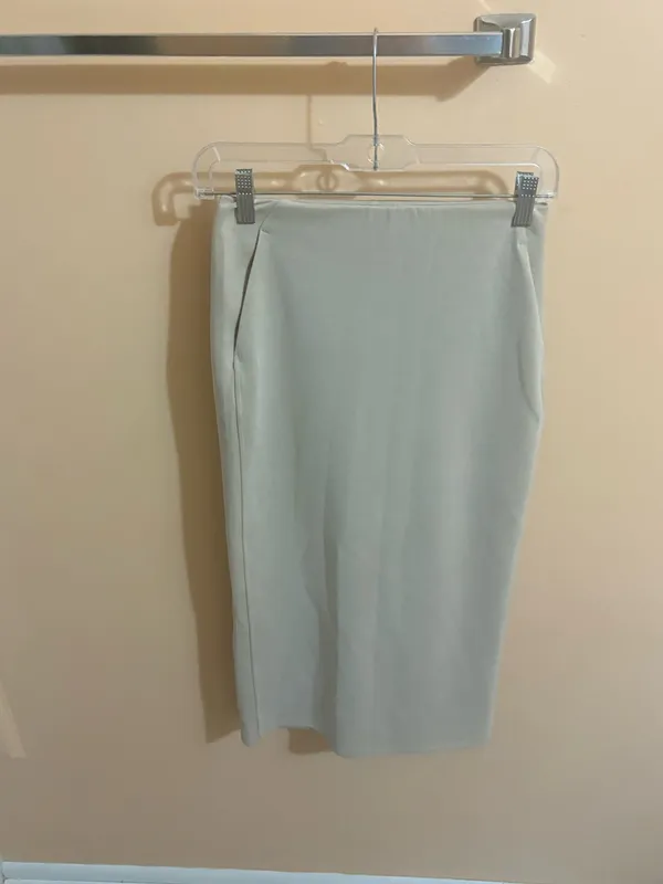 Lululemon Softstreme High-Rise Midi Skirt in Mojave Tan - Image 3