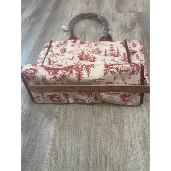 Soma Enchanted Tote Champagne Red Toile Winter Scene Canvas Bag New - Image 5