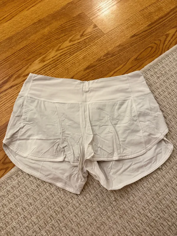 Lululemon Speed Up Mid-Rise 4" - Image 2