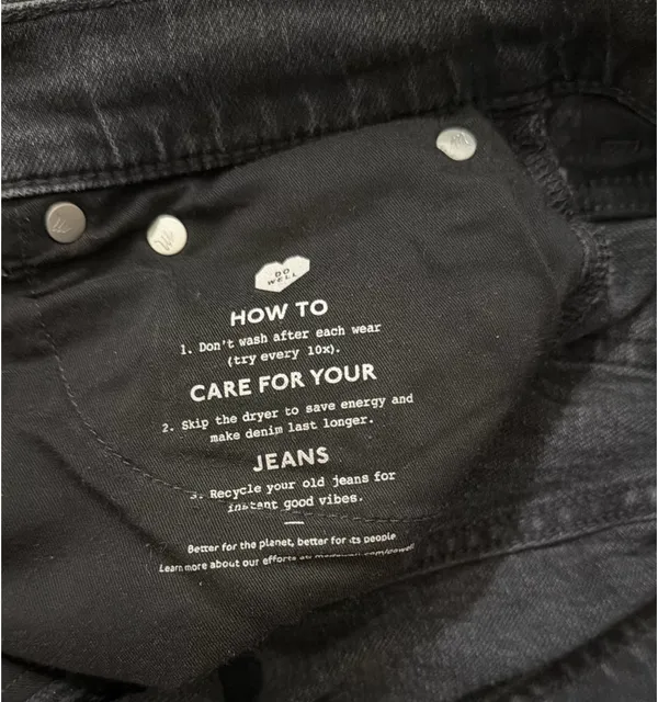 Madewell 90’s Straight Black Jeans - Image 6