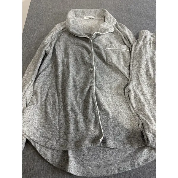 Aamikast Women's Long Sleeve Grey Pajama Set Button Down Sleepwear Nightwear Med - Image 2