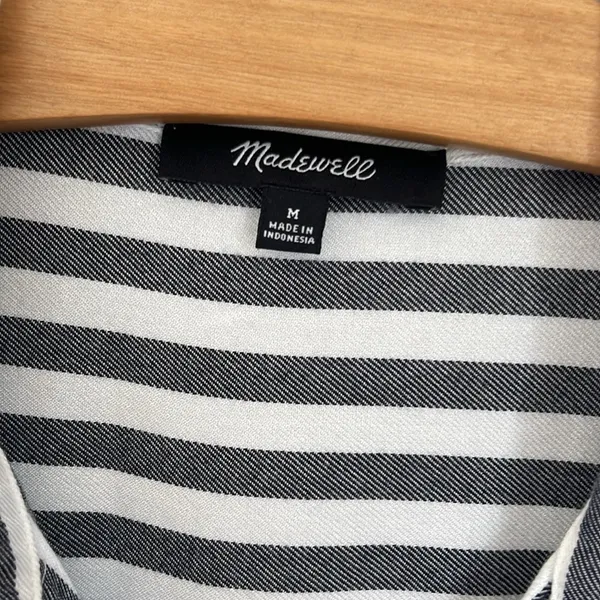 Madewell Black and White Casual Button Down Shirtdress. Size M - Image 2