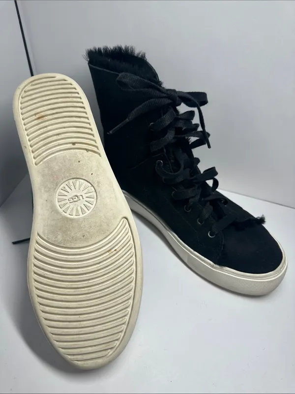 UGG Women's Beven Boot Sneaker
Size 8.5 - Image 2