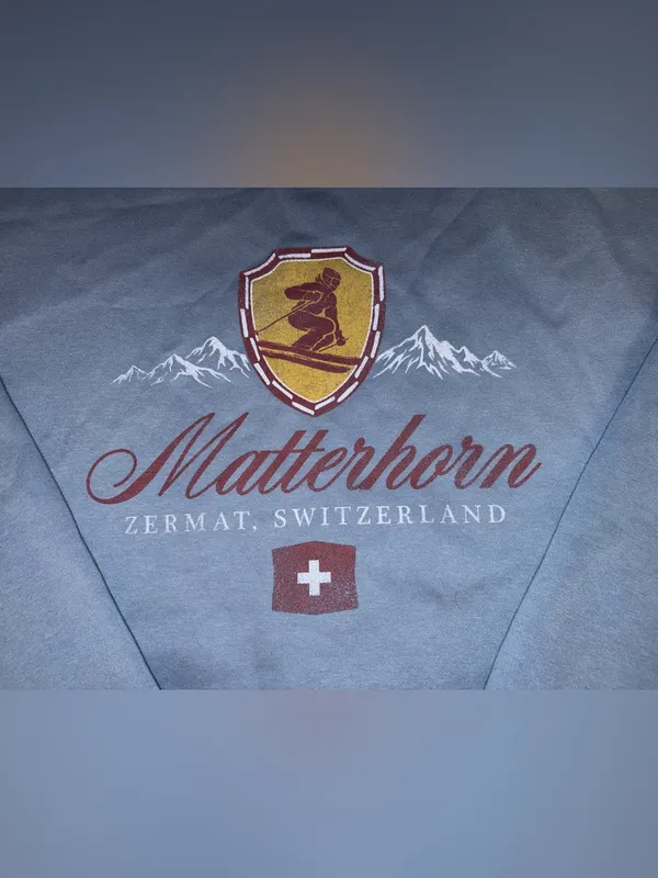 NWT Mad Engine Matterhorn Zermatt Switzerland Graphic Sweatshirt Blue Medium - Image 2