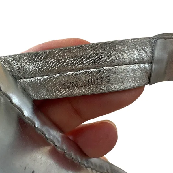 Tory Burch Miller Sandals Silver Metallic Finish Leather 9.5 Logo‎ - Image 6