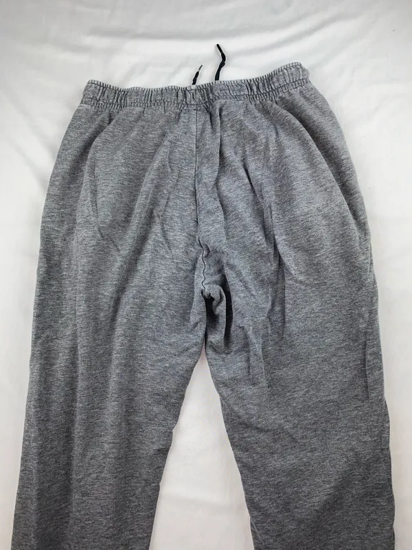 Nike sweatpants  - Image 10
