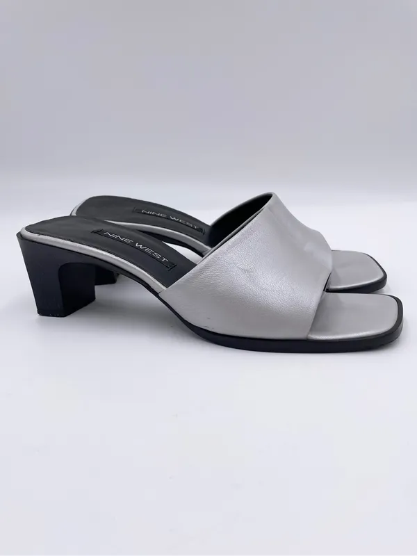 Vintage 90s Y2K Nine West Silver Square Toe Sandal Heels Size 5.5 Retro 2000s - Image 3