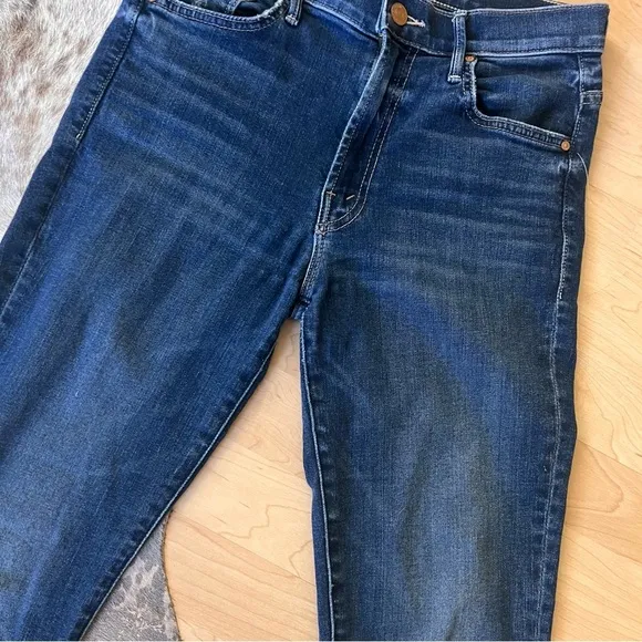 MOTHER The Insider Crop Step Fray‎ In Teaming Up Jeans Size 26 Boot Cut - Image 6