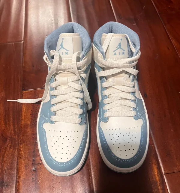 Jordan Air  1 Mid - Image 2