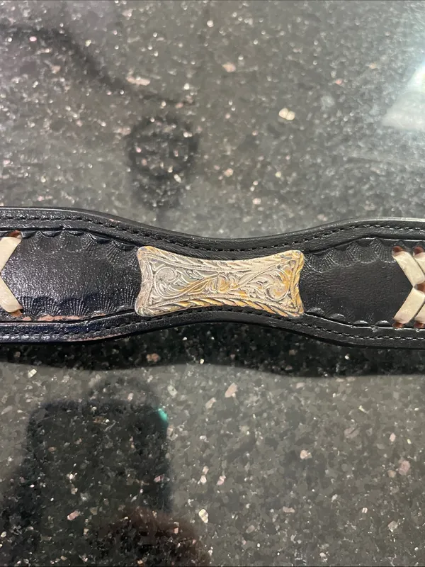 Western Black Leather Belt With Buckle Featuring Two Kissing Horse Heads - Image 10
