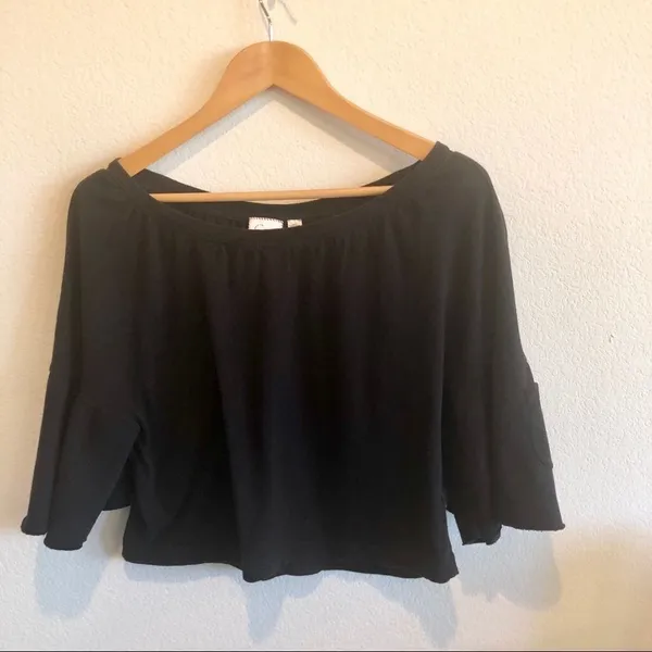 Anthropologie Postmark bell sleeve black crop top M - Image 3