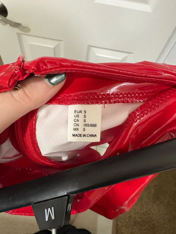 SheIn Red plastic leather skirt - Image 2
