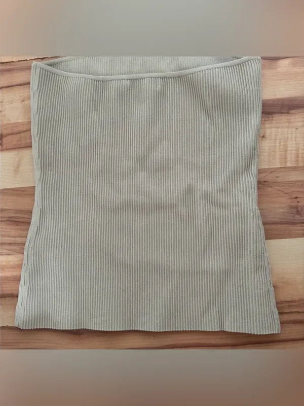 Aritzia Babaton Sculpt Knit Tube Top - Image 5
