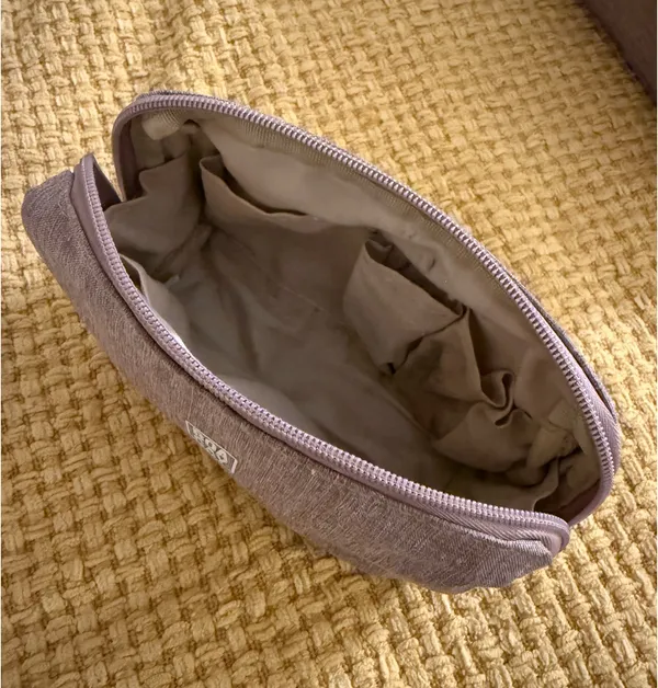 Boa Cay Purple Toiletry & Makeup Bag Set - Image 8