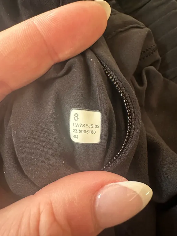 Women’s lululemon track that high rise short 3” - Image 4