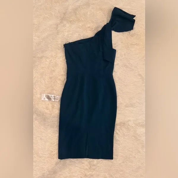 NWOT Dress The Population TIFFANY One Shoulder MIDI Dress green pine L - Image 4