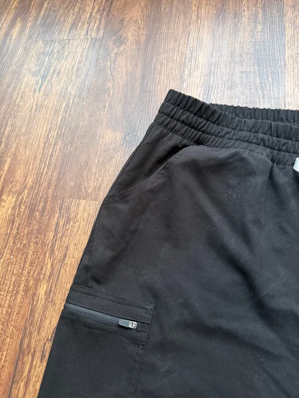 FIGS Women’s Black Yola Skinny Scrub Pants Nurse Hospital - Size XXL Petite - Image 6