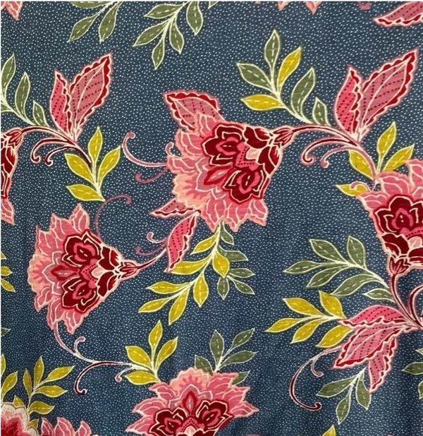 Loft Floral Denim Style Blouse •Small - Image 4