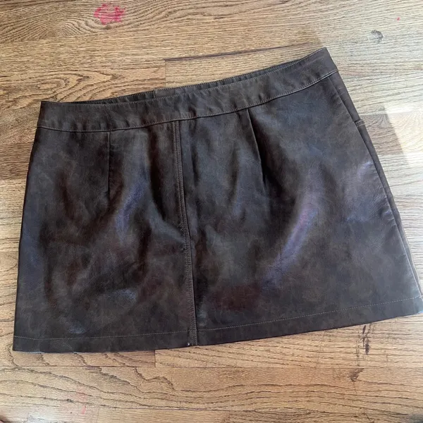 Cider Brown Faux Leather Mini Skirt Distressed A-Line Pockets XL - Image 4