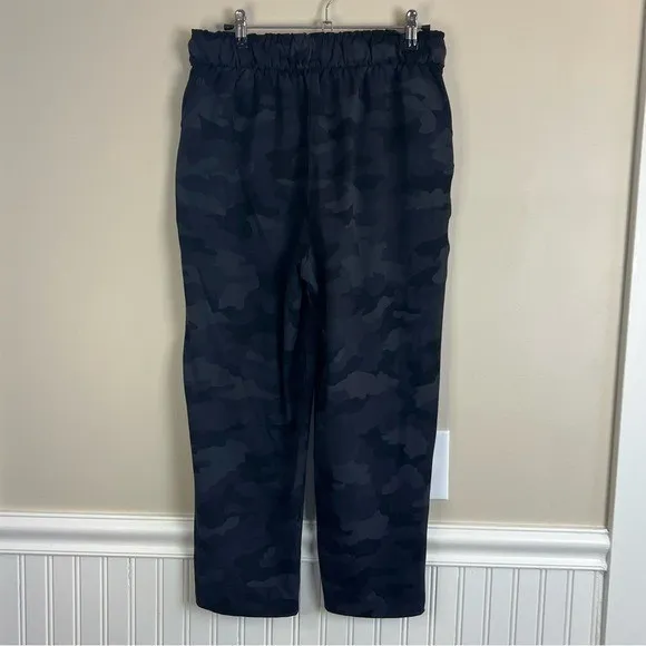 Lululemon Stretch High Rise Pants Crop 23" Sz 8 Heritage 365 Camo Deep Coal - Image 5