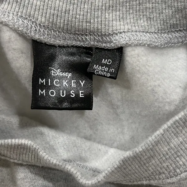 ❤️💛MICKY MOUSE SWEATER💛❤️ - Image 9