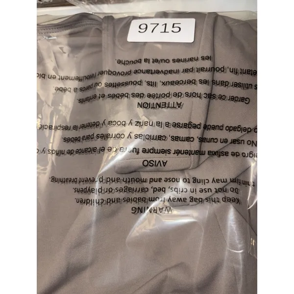 Aritzia Babaton Contour Squareneck T-Shirt xl taupe - Image 8