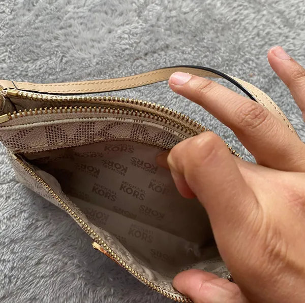 Michael Kors Small Purse - Image 4