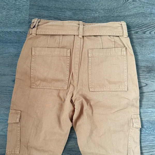 Banana‎ Republic Factory Utility Cargo Pant - Size 00 Petite - Iced Latte - NWOT - Image 5