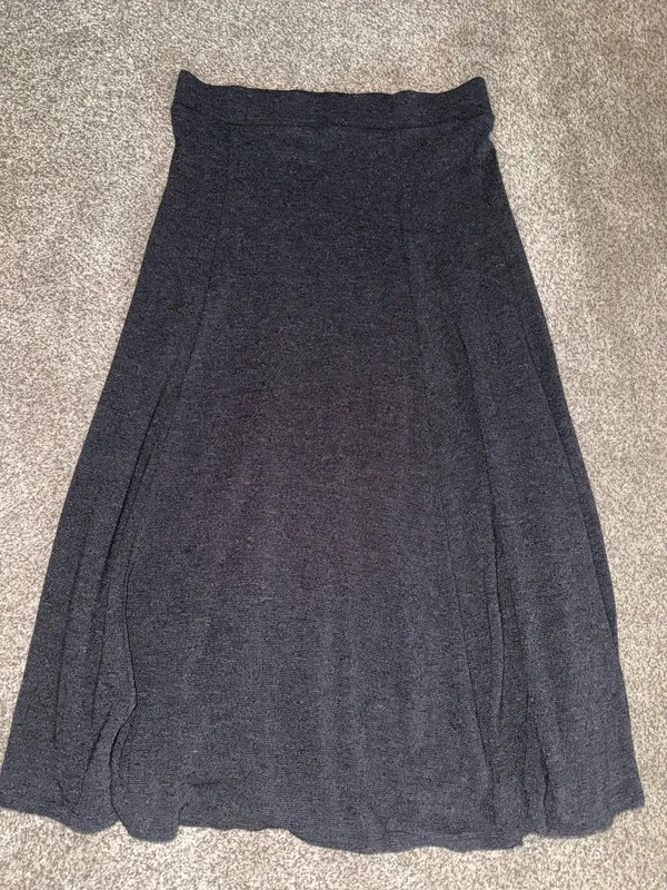 LOFT Charcoal A-Line Knit Skirt - Image 3