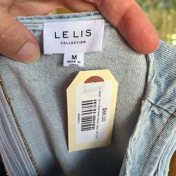 Le Lis Women's Denim Ruffle Hem Mini Dress Size M. NEW! - Image 7