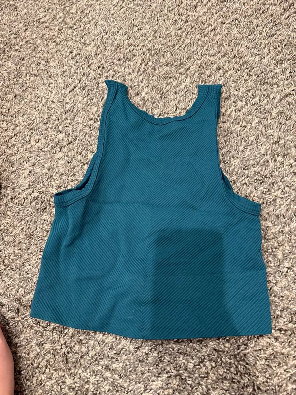 NIKIBIKI Tank Top Cropped - Image 2