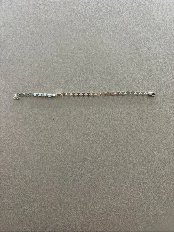 Poppy Disc Link Bracelet - Image 2